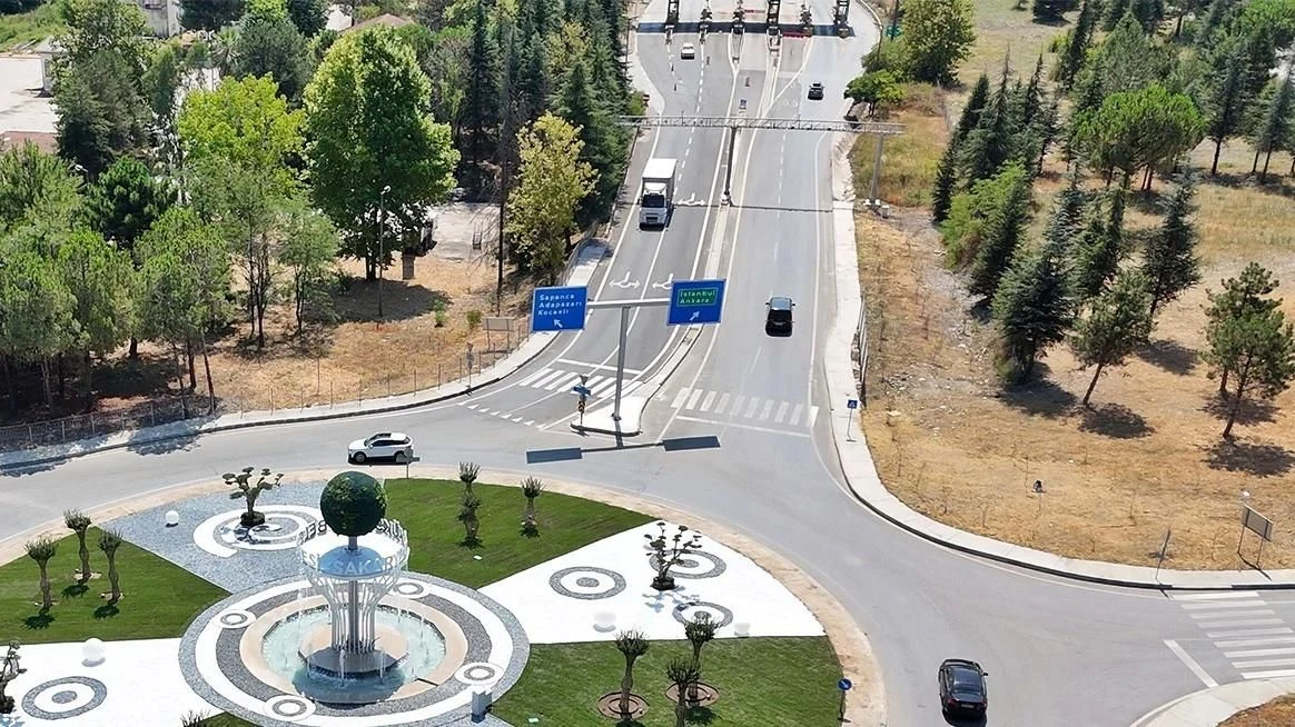 Sapanca'da Otoyol Gişeleri Kapatıldı!