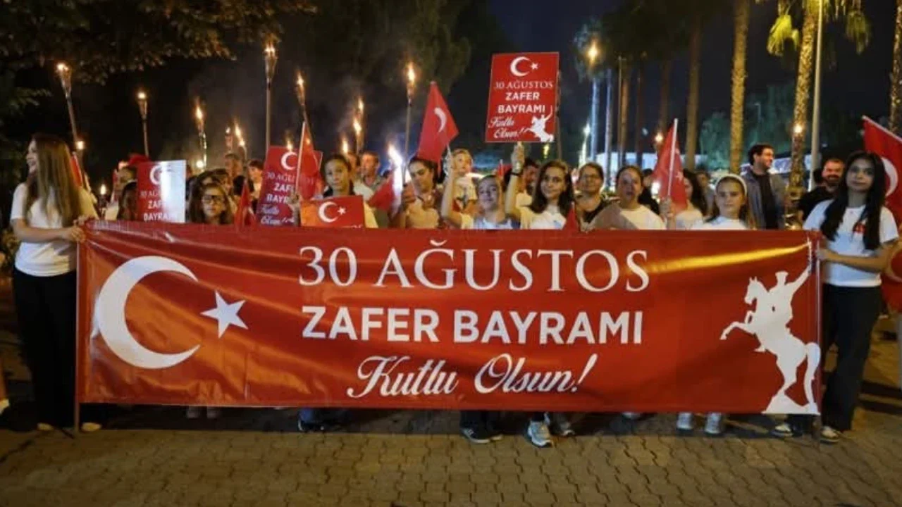 Sapanca'da 30 Ağustos Coşkuyla Kutlandı