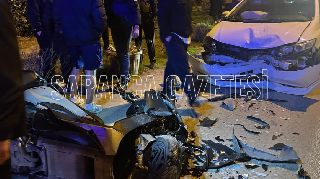 OTOMOBİL İLE MOTOSİKLET ÇARPIŞTI: 2 YARALI