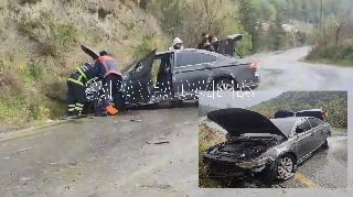 TAKLA ATAN OTOMOBİLDEN YARA ALMADAN KURTULDULAR