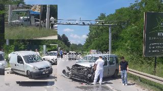 SAPANCA'DA 3 ARACIN KARIŞTIĞI KAZADA 1 KİŞİ YARALANDI