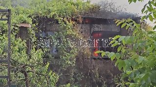 SAPANCA'DA YANAN 2 KATLI EVDE HASAR OLUŞTU