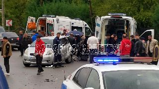 SAPANCA'DA TRAFİK KAZASI: 3 YARALI SAPANCA'DA TRAFİK KAZASI: 3 YARALI